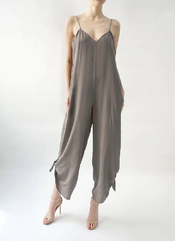 Price Cut MAGI JUMPSUIT (STONE)