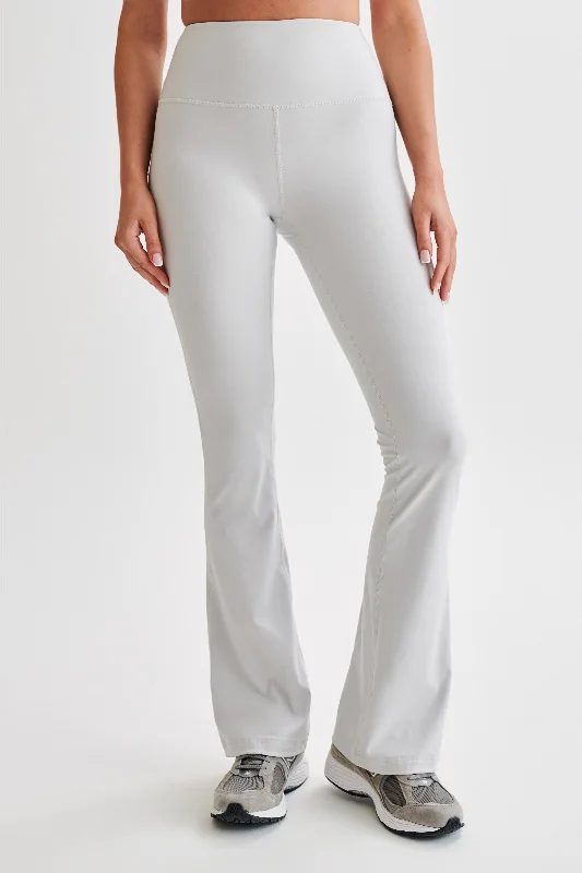 minimaJesse Flared Yoga Pants - Ice Grey