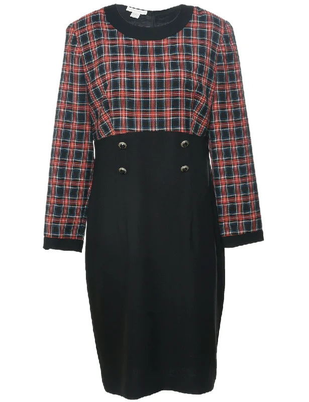 Great Deals warm jacketChecked Black Dress - L