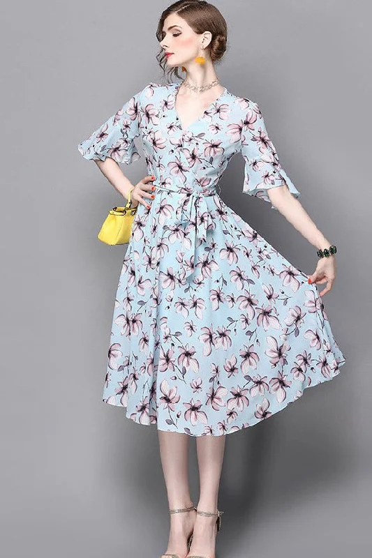 vintage-inspired dressV Neck Floral Chiffon Dress