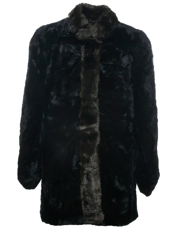Massive Deals zip-up jacketBlack Faux Fur Coat - M
