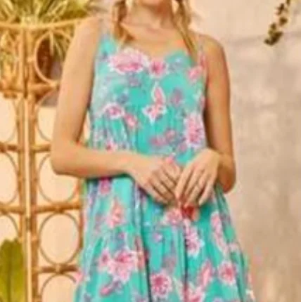 Exclusive Preview t-shirt dressThe Garden Party Dress