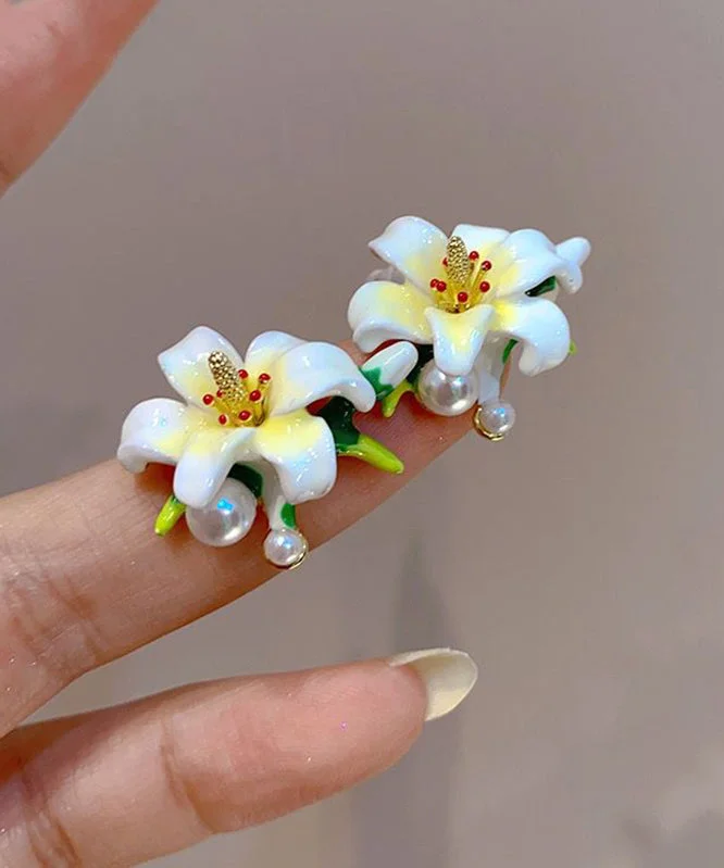 evening dressCute White Alloy Floral Glazed Enamel Stud Earrings