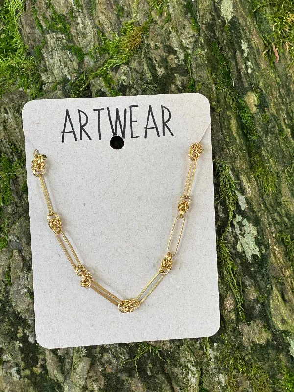 Gold love knot