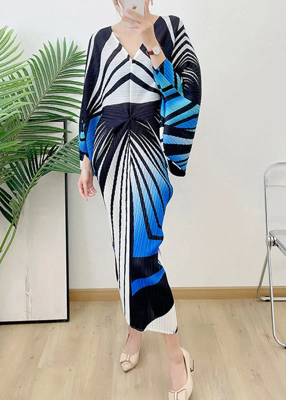 New Markdowns classic fit-and-flare dressVogue Blue V Neck Striped Patchwork Dress Batwing Sleeve New Markdowns classic fit-and-flare dressVogue Blue V Neck Striped Patchwork Dress Batwing Sleeve