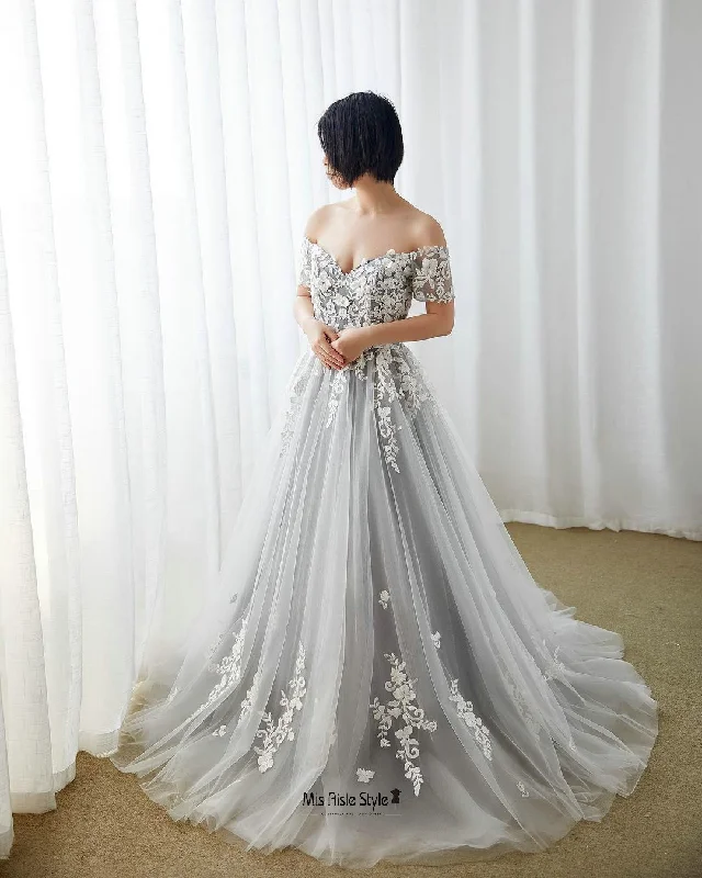 New Arrival elegant maxi dressOff Shoulder Short Sleeve Silver Wedding Dress