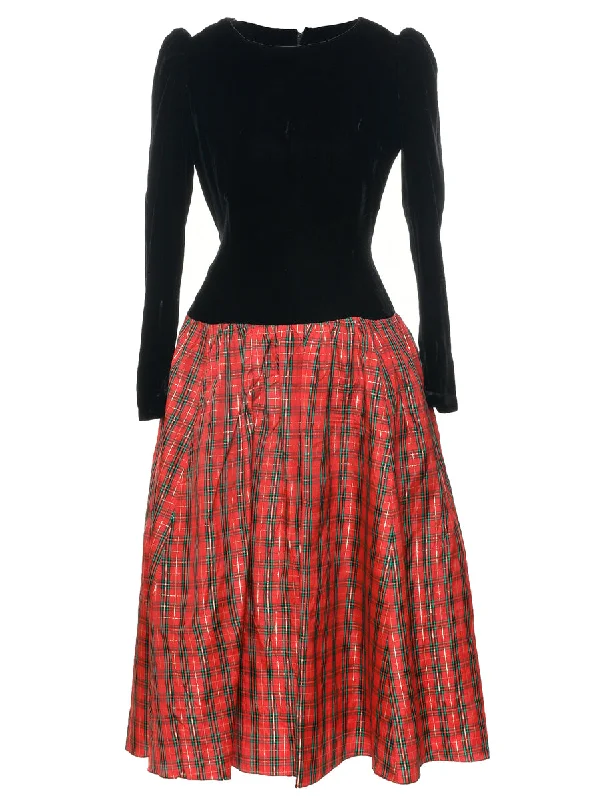 Exclusive Deal urban casual coatVelvet Checked Pattern Evening Dress - M